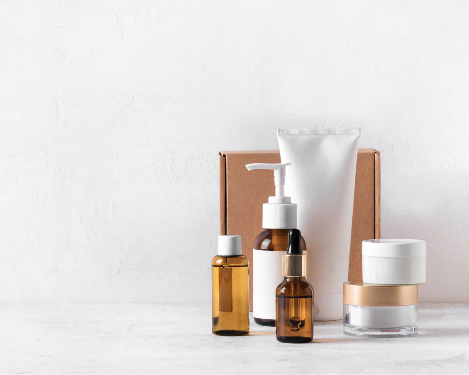 custom packaging of beauty products beauty products in from of custom packaging for fulfillment